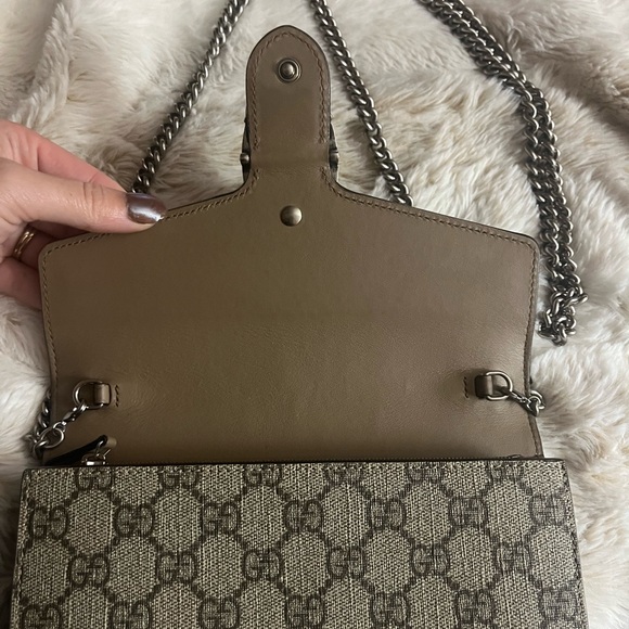Gucci GG Dionysus Supreme Wallet on Chain - Picture 12 of 15